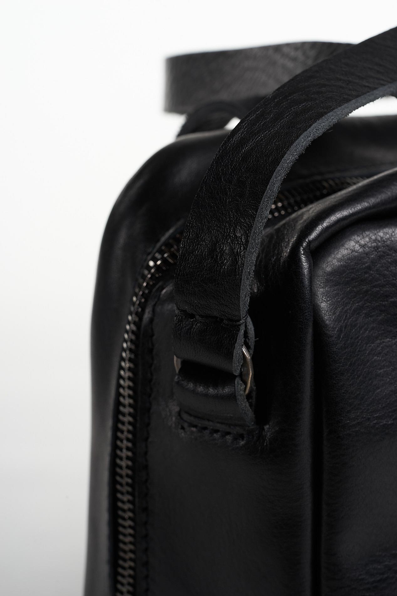 daniele basta leather and silver bags - DETAIL 2